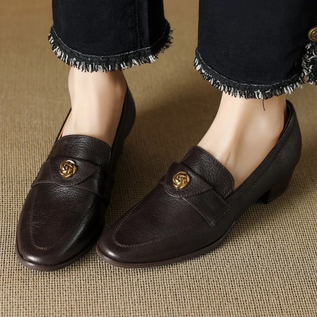 Camelia Leather Pumps