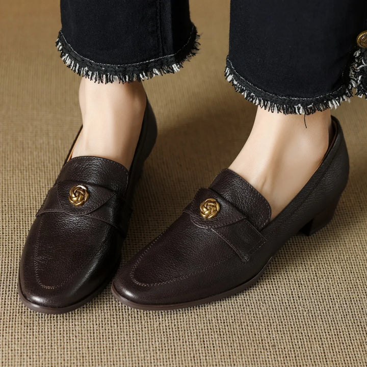 Camelia Leather Pumps