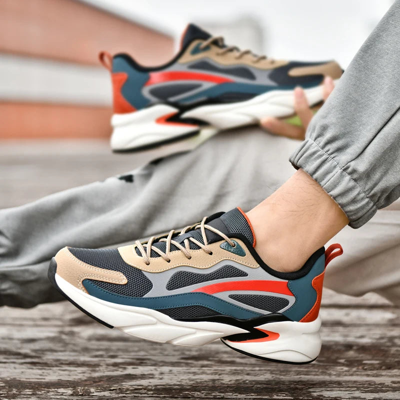 Stridemark Sneakers