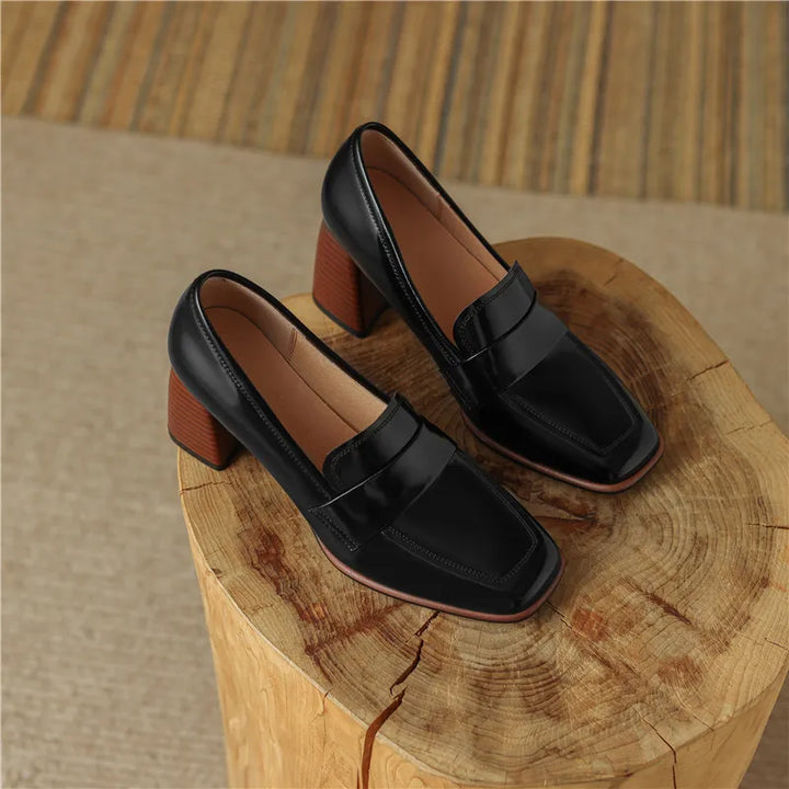 Duchessa Leather Pumps