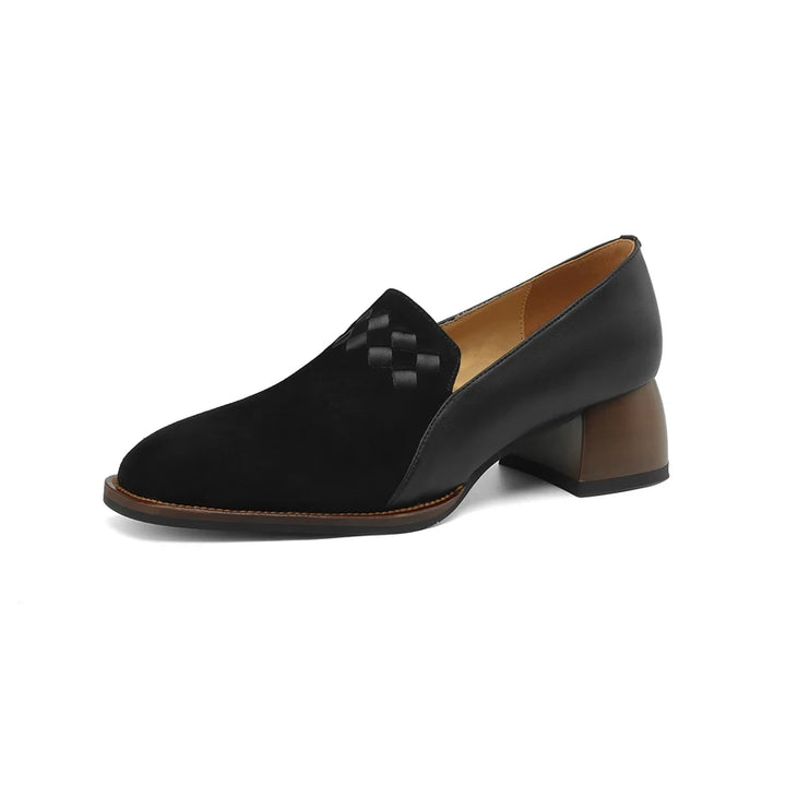 Calviera Leather Pumps