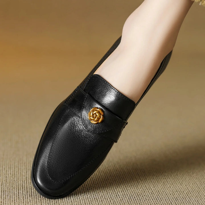 Camelia Leather Pumps