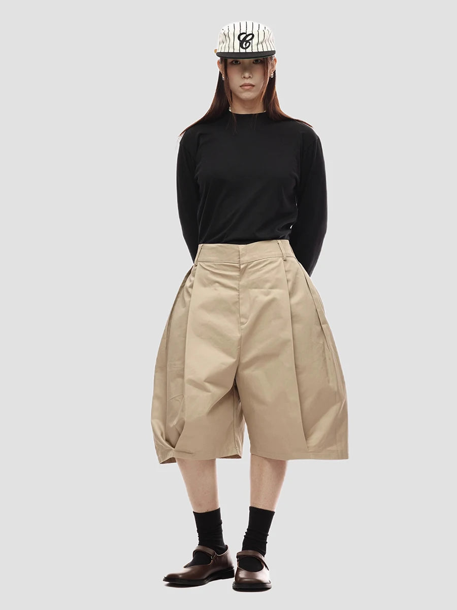 Pleated Wide-Leg Shorts