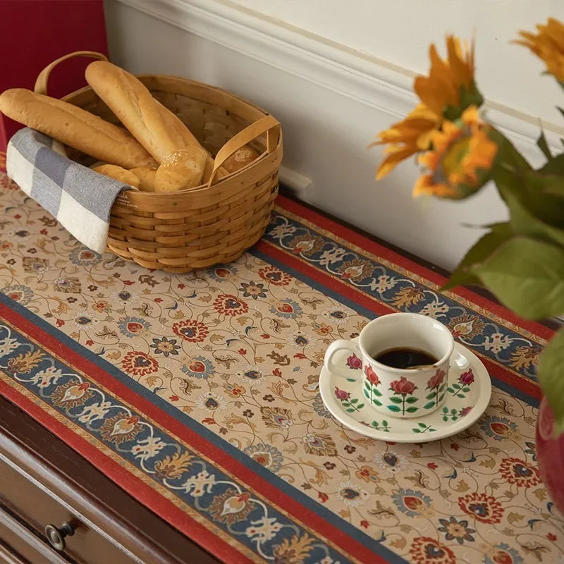 Florentina Table Runner