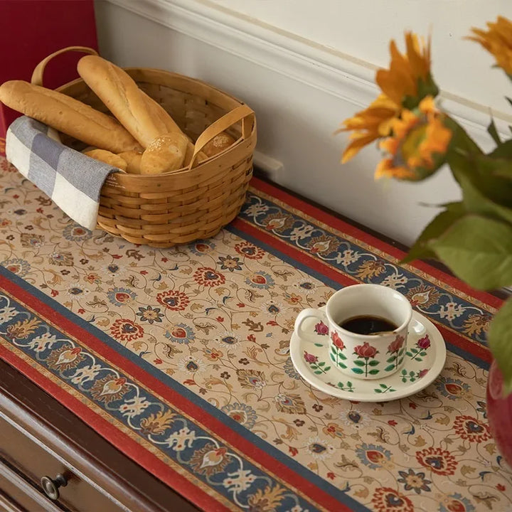 Florentina Table Runner