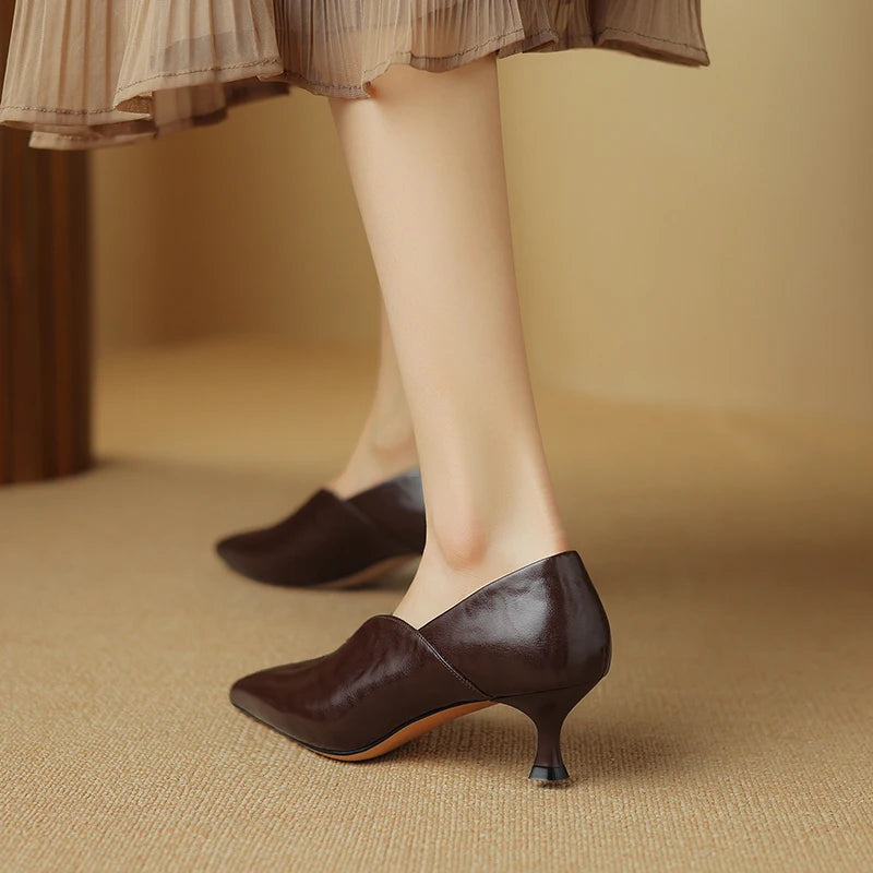 Forma Leather Pumps