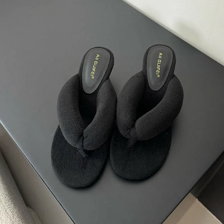 Cuscino Puffy Thong Slippers