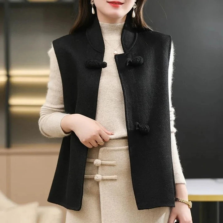 Jadefield Knot Vest