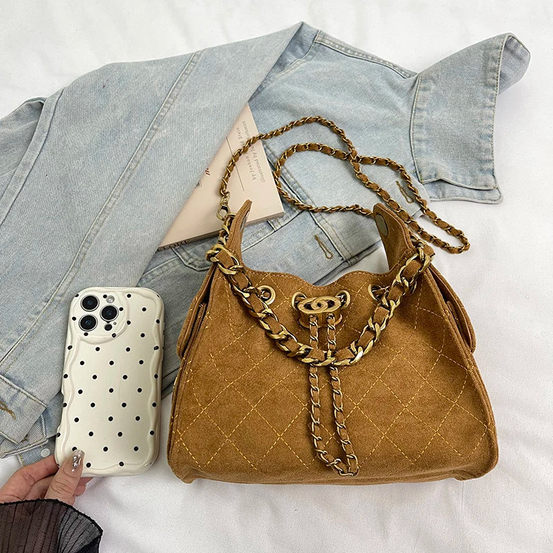 Infiniti Chain Crossbody