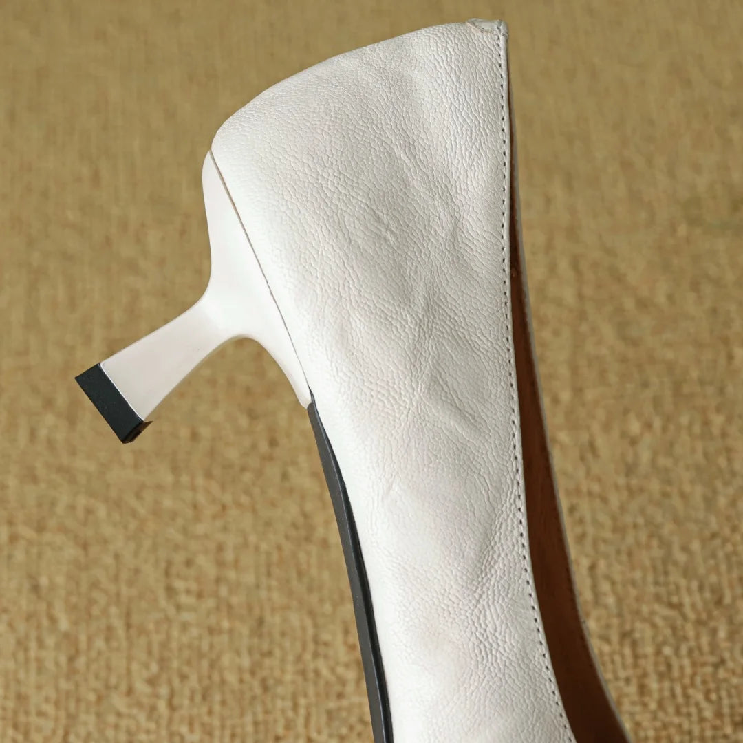 Camellia Atelier Pumps