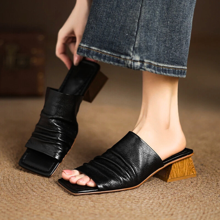 Alessia Leather Sandals