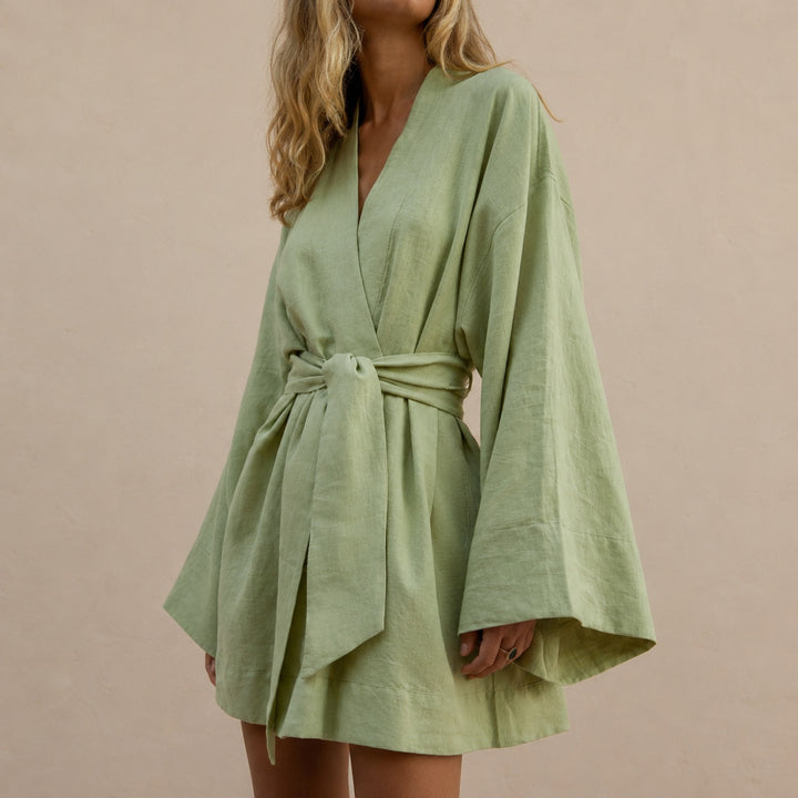 Amalfi Linen Wrap Robe — ce_pivot_side_04