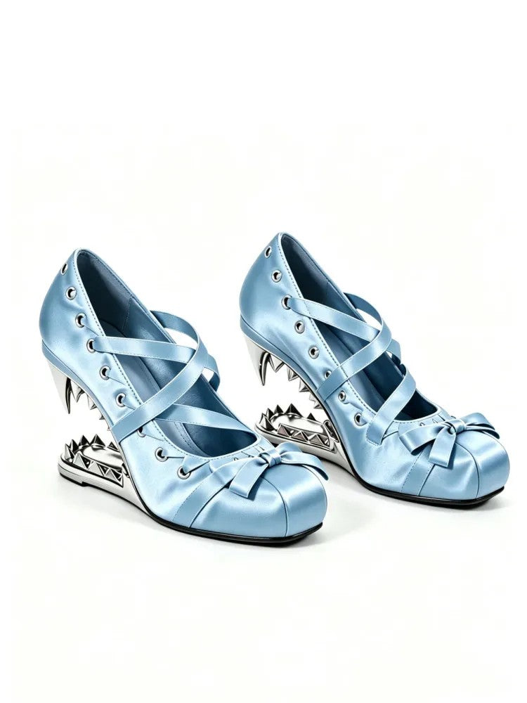Vampira Fang-Heel Pumps