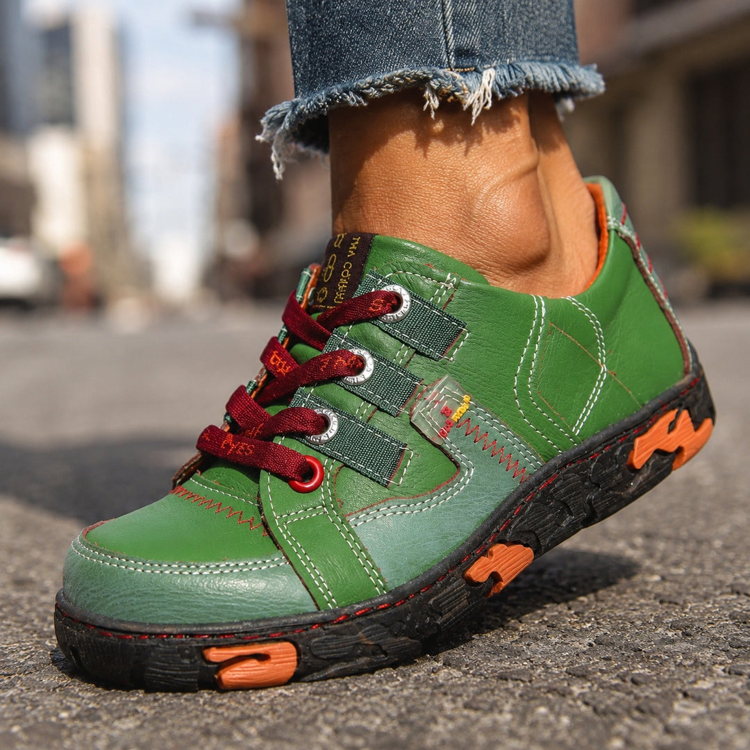 Blueprint Contrast-Stitch Sneakers — ce_brooklyn_s2_01