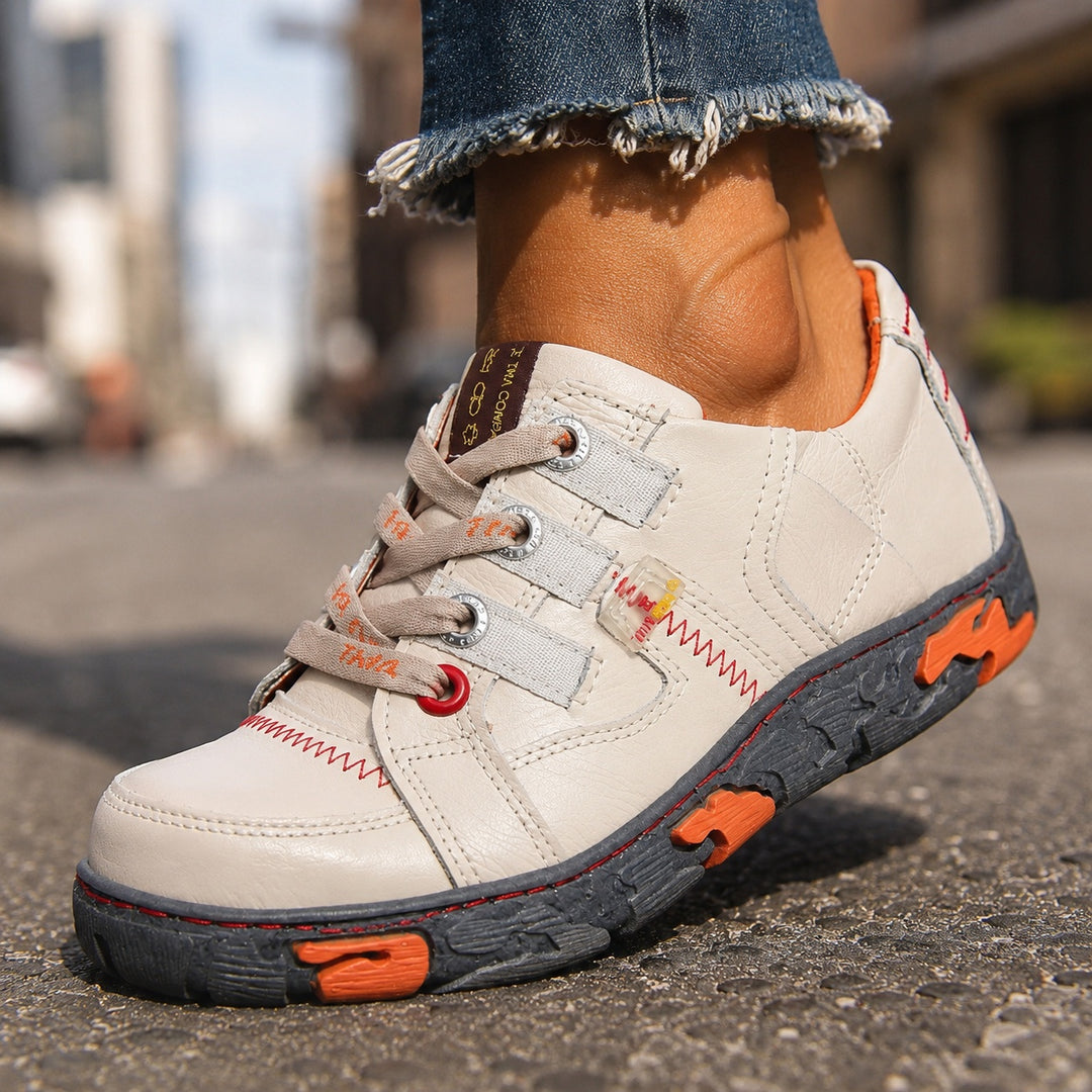 Blueprint Contrast-Stitch Sneakers — ce_brooklyn_s2_01
