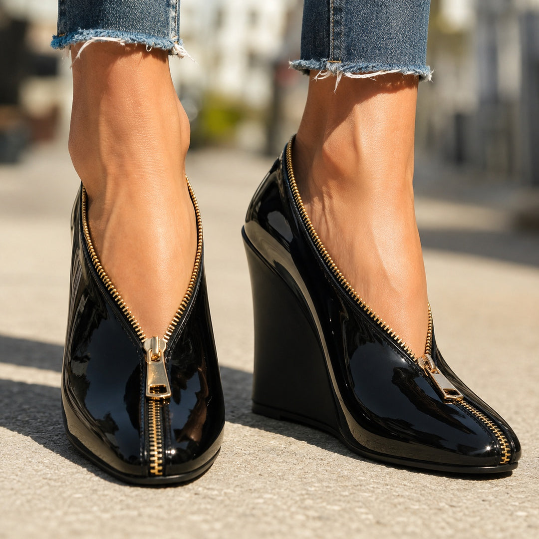 Chiusura Front-Zip Wedge Pumps — ce_brooklyn_s1_01