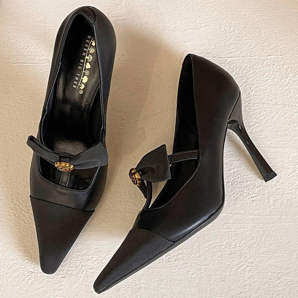 Camellia Bow Pumps
