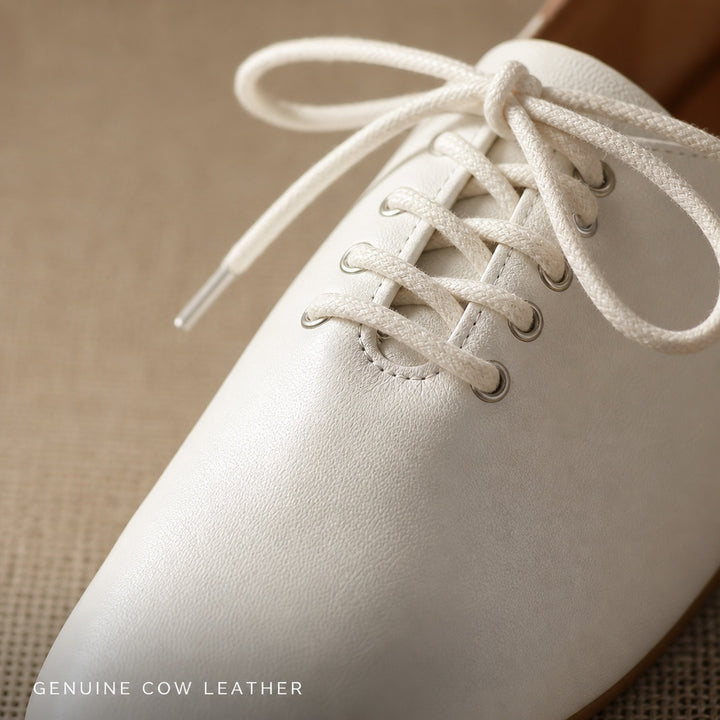 Lucca Lace-Up Oxford Flats — 03_leather_macro_detail