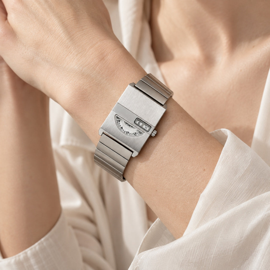 Porthole Half-Dial Watch — ce_metastatic_01