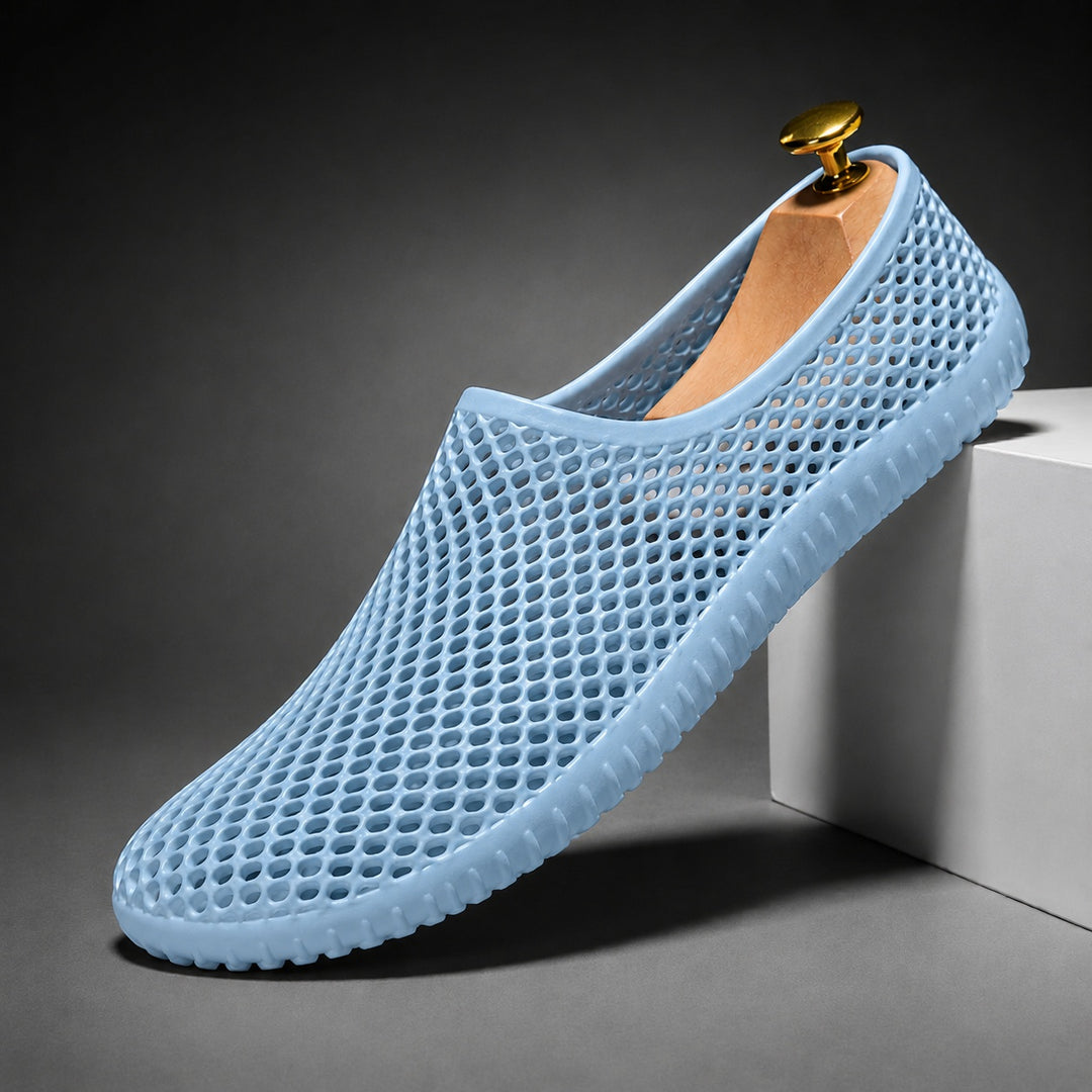 Reef Mesh Water Shoes — ce_angle_01