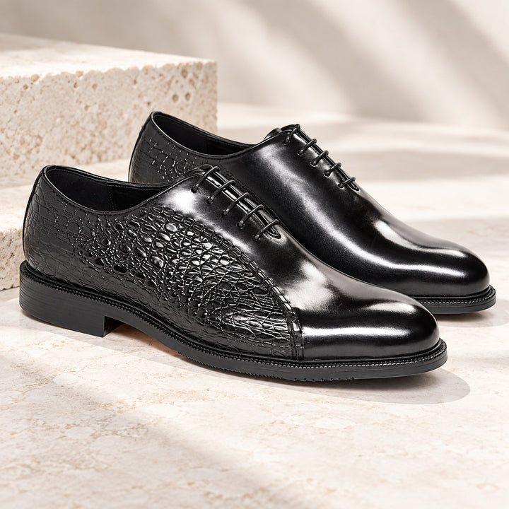 Serpentina Textured Oxfords — ce_metastatic_01