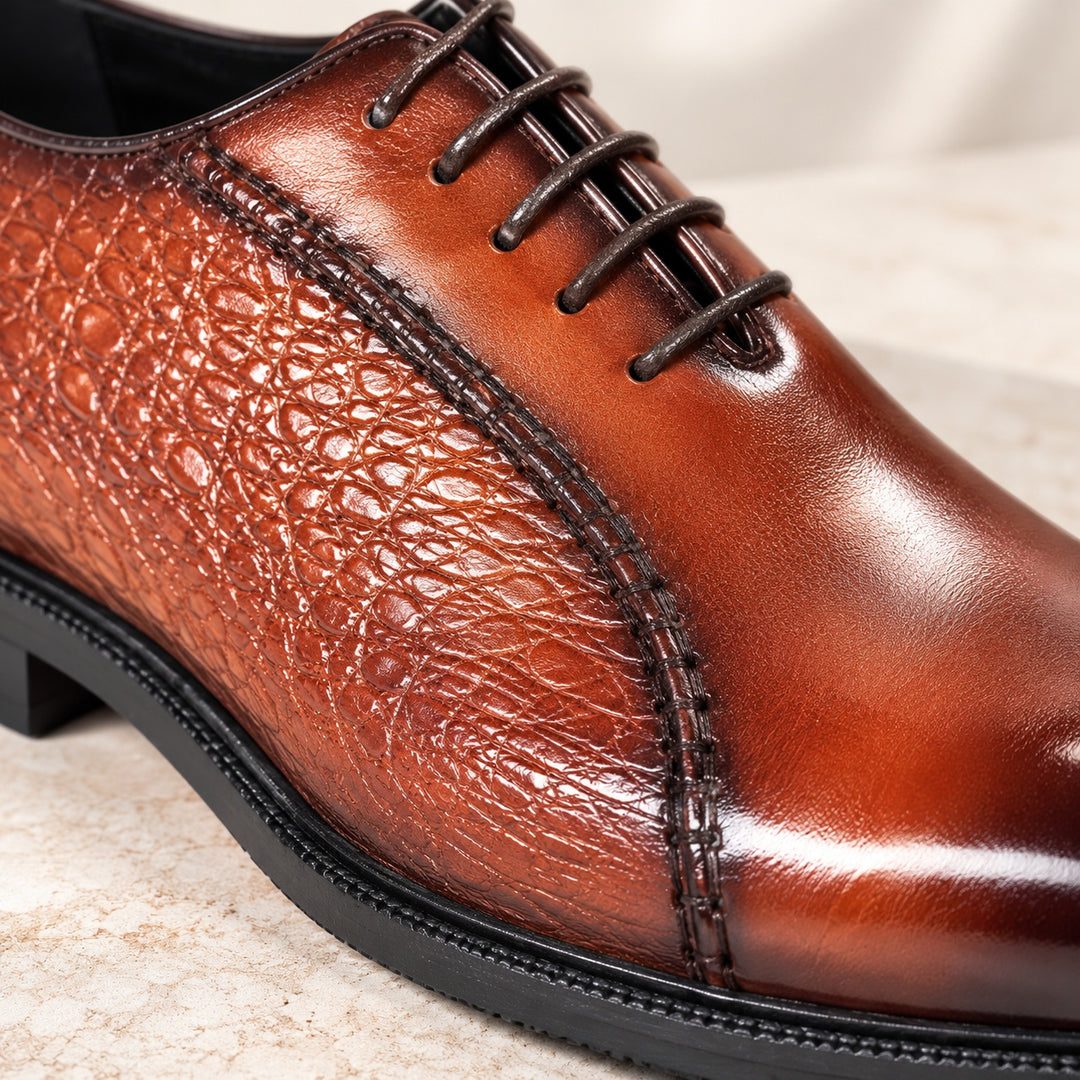 Serpentina Textured Oxfords — ce_metastatic_01