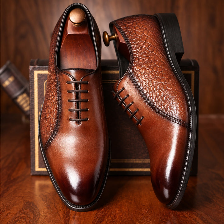 Serpentina Textured Oxfords — ce_metastatic_01